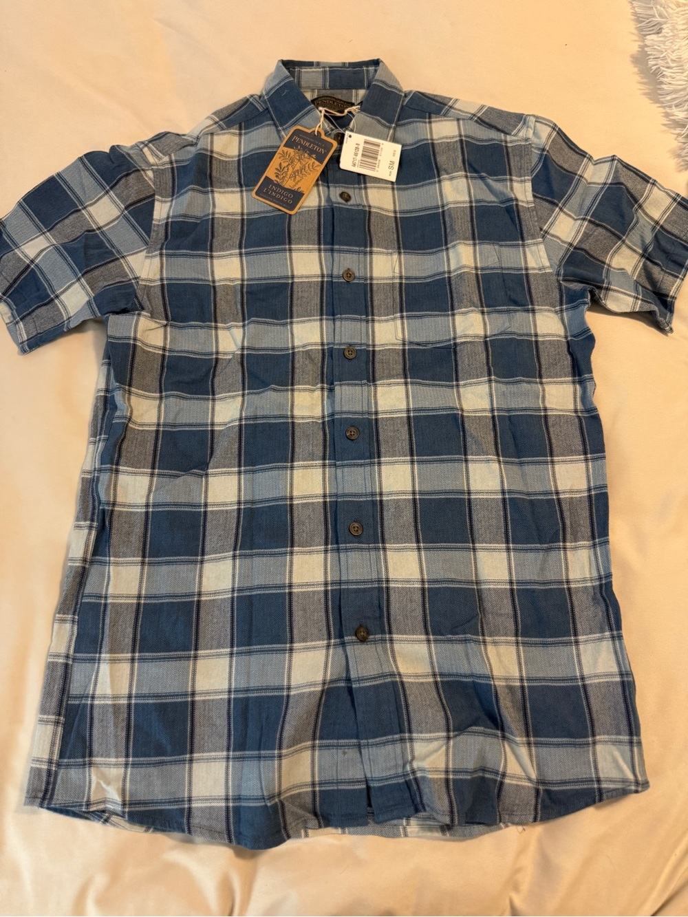 Pendleton Men's Short Sleeve Button-Up Size Small Indigo L’indigo blue